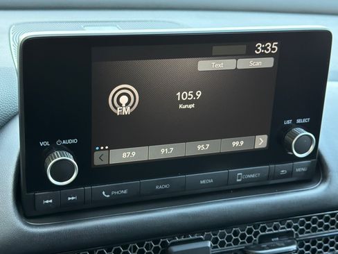 Certified 2024 Honda HR-V Sport image 21