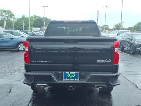 Certified 2025 Chevrolet Silverado 1500 High Country AWD/4WD image 5