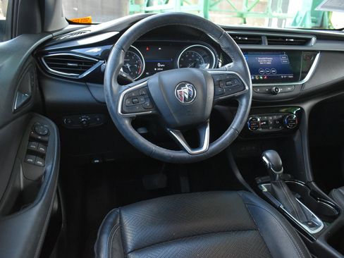 Used 2020 Buick Encore GX Essence w/ Sport Touring Package FWD image 17