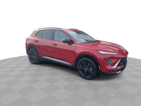 Certified 2025 Buick Envision Sport Touring image 2