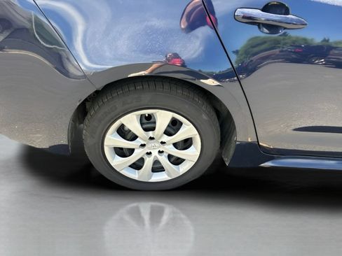 Used 2023 Toyota Corolla LE FWD image 13