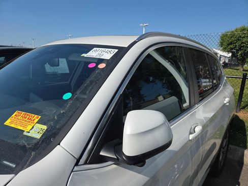 Used 2024 BMW X3 xDrive30i image 8