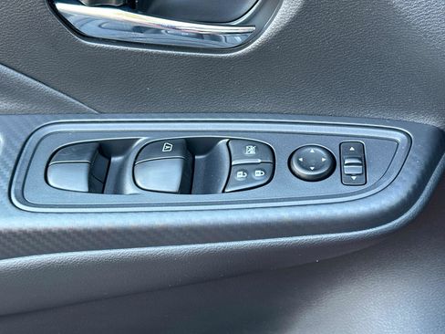 New 2025 Nissan Versa SV w/ Trunk Package image 18