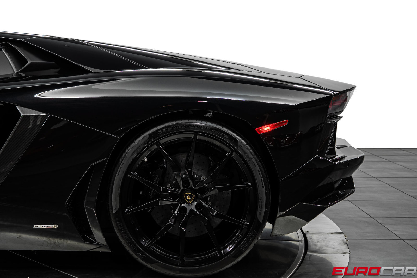 Used 2014 Lamborghini Aventador LP 700-4 AWD/4WD image 21