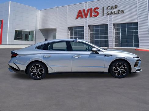 Used 2025 Hyundai Sonata SEL FWD image 5