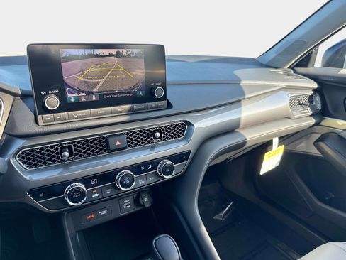 Certified 2025 Acura Integra FWD image 22