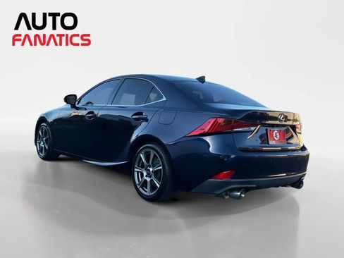 Used 2018 Lexus IS 300 w/ Premium Package RWD image 3