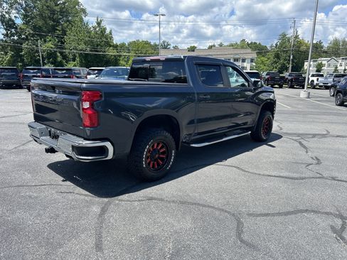 Used 2019 Chevrolet Silverado 1500 LT w/ All-Star Edition AWD/4WD image 10