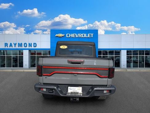 Used 2021 Jeep Gladiator Sport AWD/4WD image 4