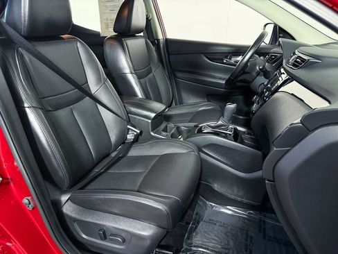 Used 2022 Nissan Rogue Sport SL w/ Premium Package image 15