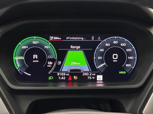 Used 2024 Audi Q4 e-tron Premium Plus w/ Premium Plus AWD/4WD image 20