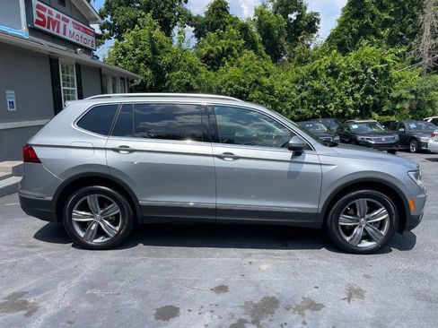 Used 2020 Volkswagen Tiguan SEL w/ 3rd Row Seat Package AWD/4WD image 5