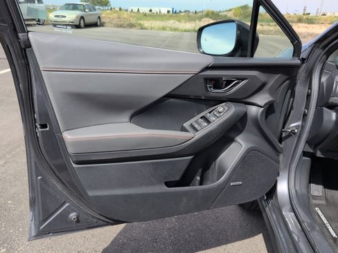 Used 2024 Subaru Crosstrek 2.5i Limited w/ Crosstrek Mirror Package AWD/4WD image 16