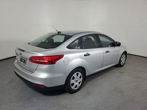 Used 2015 Ford Focus S image 6