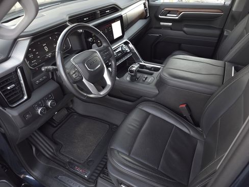 Used 2023 GMC Sierra 1500 Denali w/ Denali Reserve Package image 9