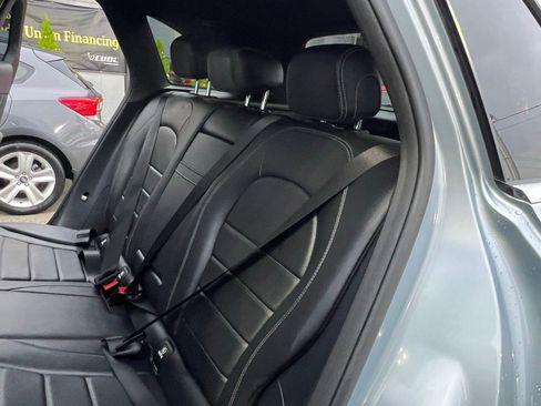 Used 2018 Mercedes-Benz GLC 300 4MATIC image 26