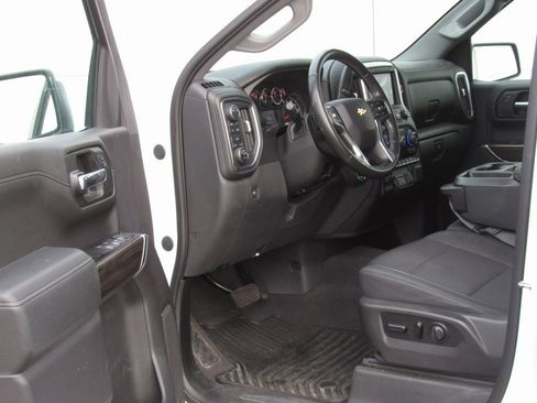 Used 2019 Chevrolet Silverado 1500 LT w/ All-Star Edition image 13