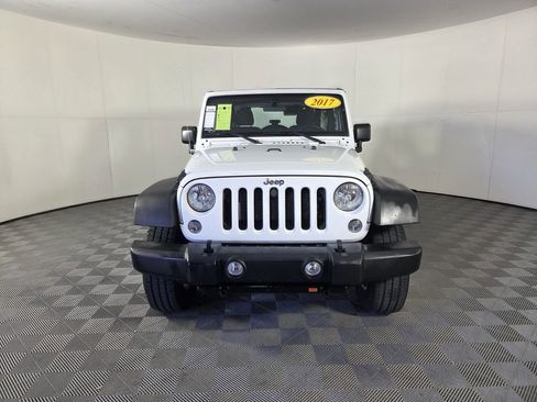 Used 2017 Jeep Wrangler Sport w/ Quick Order Package 24S AWD/4WD image 3