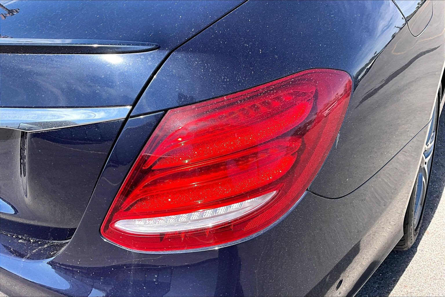 Used 2018 Mercedes-Benz E 300 w/ AMG Line Exterior image 23
