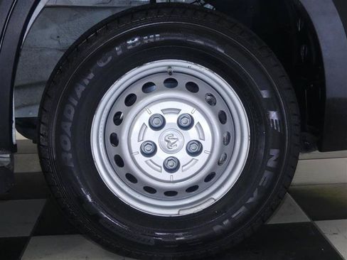 Used 2025 RAM ProMaster 2500 w/ U-Haul Equipment Group FWD image 25