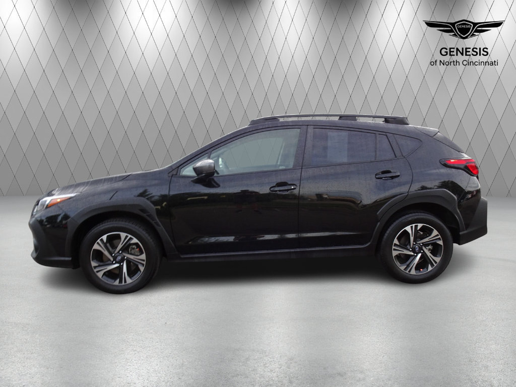 Used 2024 Subaru Crosstrek 2.0i Premium AWD/4WD image 2