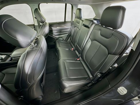 Used 2023 Jeep Grand Cherokee 30th Anniversary image 26