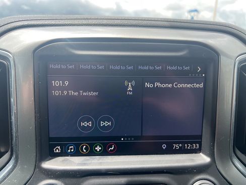 Used 2019 Chevrolet Silverado 1500 LT Trail Boss AWD/4WD image 41
