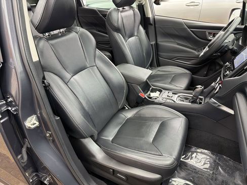 Used 2021 Subaru Forester Touring image 30