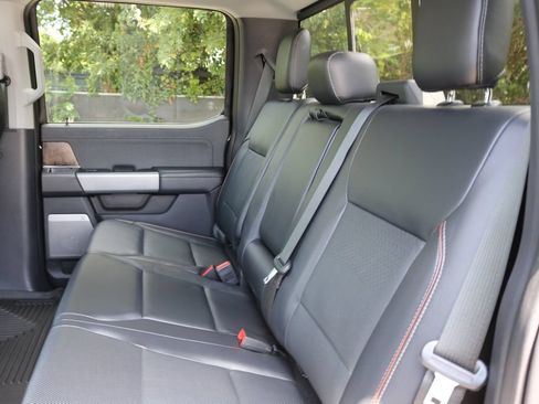 Used 2024 Ford F250 Lariat w/ Lariat Ultimate Package AWD/4WD image 19