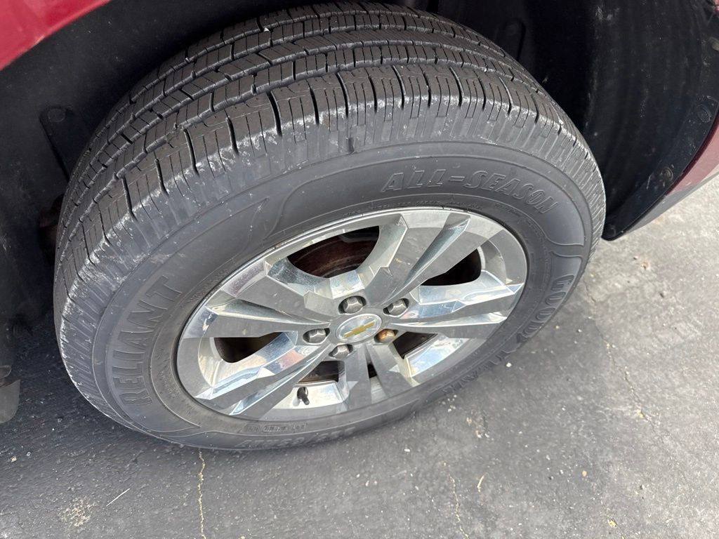 Used 2012 Chevrolet Equinox LT FWD image 10