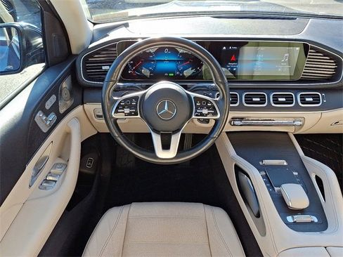 Used 2022 Mercedes-Benz GLS 450 4MATIC image 13