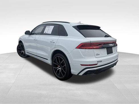 Used 2021 Audi Q8 Prestige w/ Prestige Package image 5
