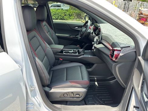 Used 2026 Chevrolet Equinox RS w/ Convenience Package III FWD image 6