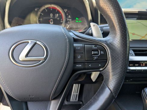 Used 2018 Lexus LC 500 Coupe w/ Performance Package image 17