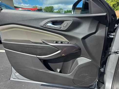 New 2026 Chevrolet Trax ACTIV w/ Sunroof Package FWD image 26
