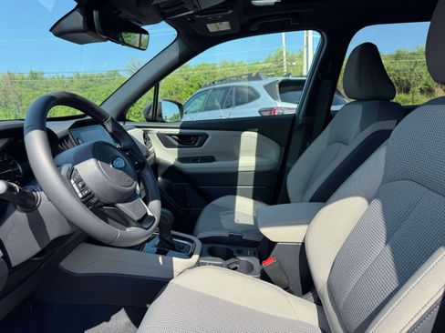 Certified 2025 Subaru Forester Premium AWD/4WD image 9