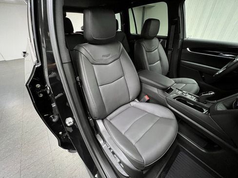 New 2025 Cadillac XT6 Premium Luxury w/ Technology Package image 18