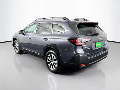 Used 2023 Subaru Outback Premium AWD/4WD image 7