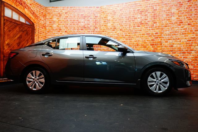 Certified 2025 Nissan Sentra S FWD image 4