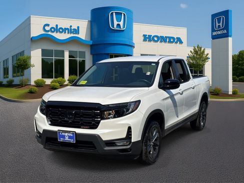 Used 2025 Honda Ridgeline Sport image 1