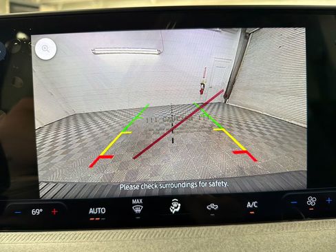 New 2026 Ford Maverick XLT image 24