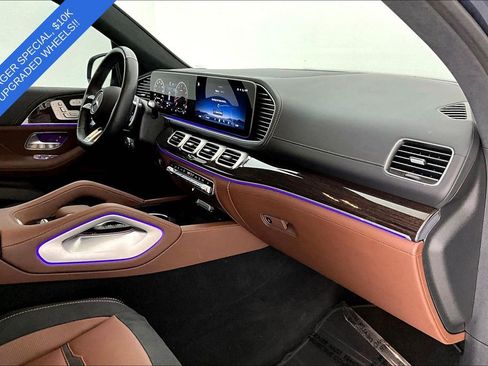 Used 2024 Mercedes-Benz GLS 63 AMG 4MATIC image 18