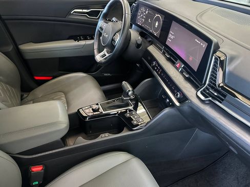 Certified 2024 Kia Sportage X-Pro Prestige AWD/4WD image 17