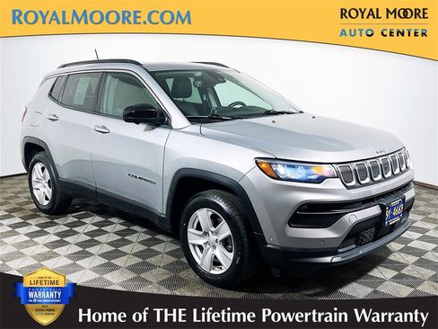 Used 2022 Jeep Compass Latitude w/ Sun and Sound Group image 1