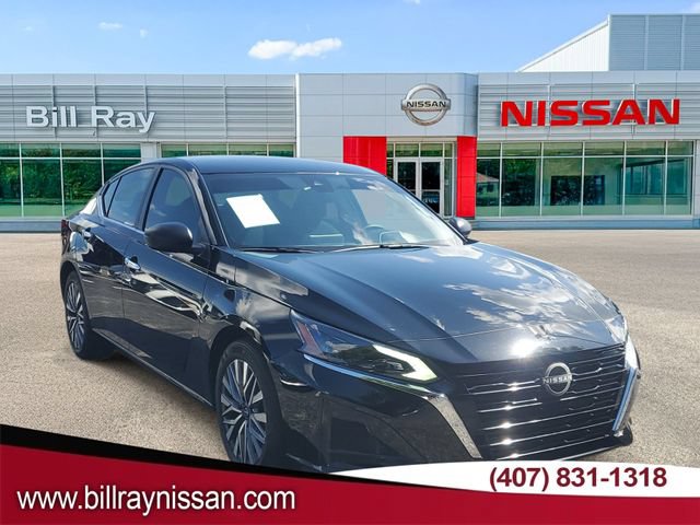Certified 2025 Nissan Altima 2.5 SV FWD image 1