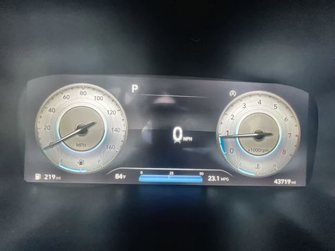 Used 2022 Hyundai Santa Fe Limited w/ Cargo Package image 12