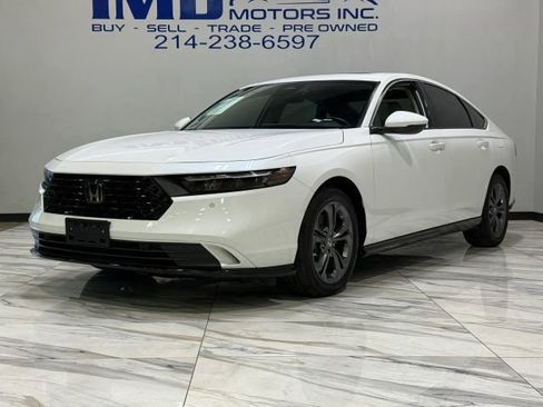 Used 2025 Honda Accord EX-L image 2