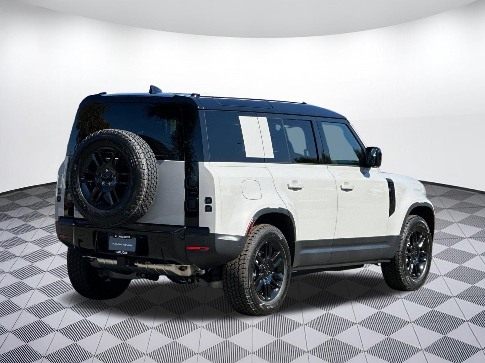 New 2026 Land Rover Defender 110 S AWD/4WD image 9