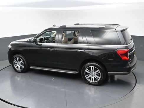 Used 2023 Ford Expedition Limited image 53