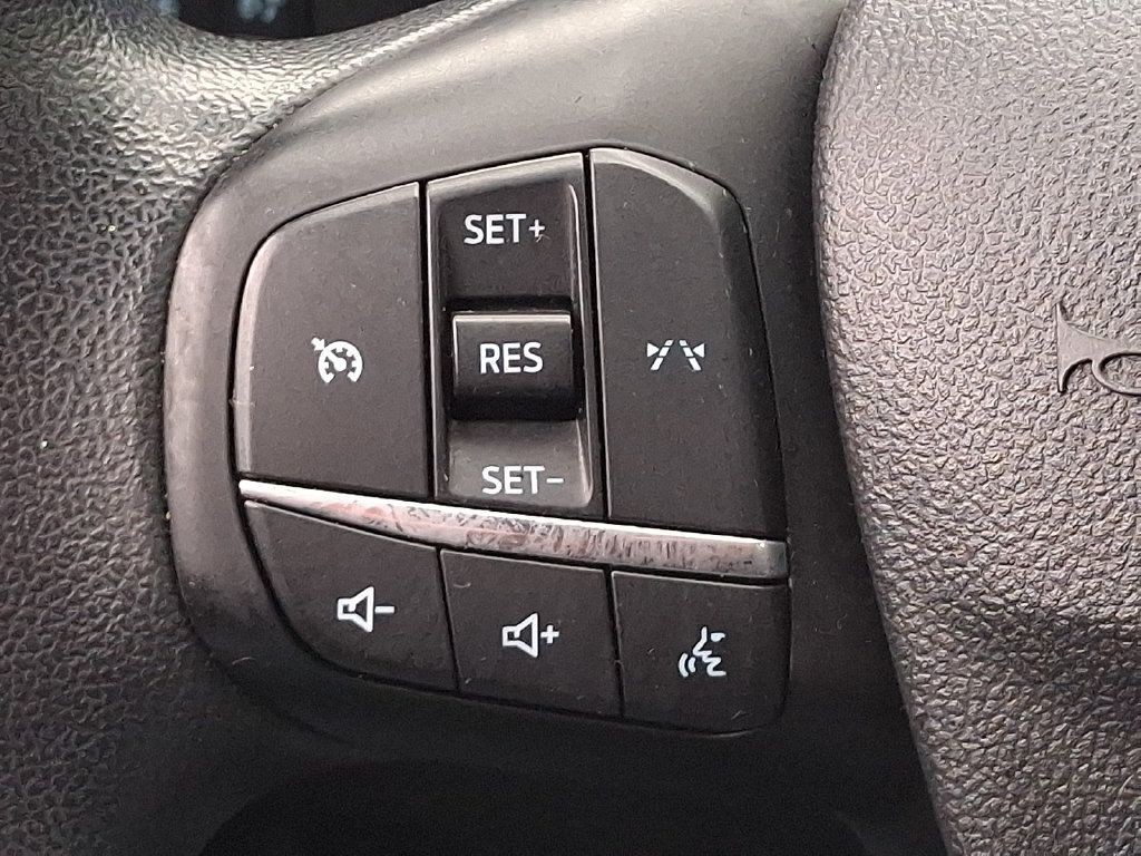 Used 2025 Ford Escape Active AWD/4WD image 21